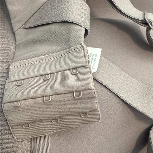 Lululemon Energy Bra High Support 32DDD NWT TAUPE - Picture 7 of 7